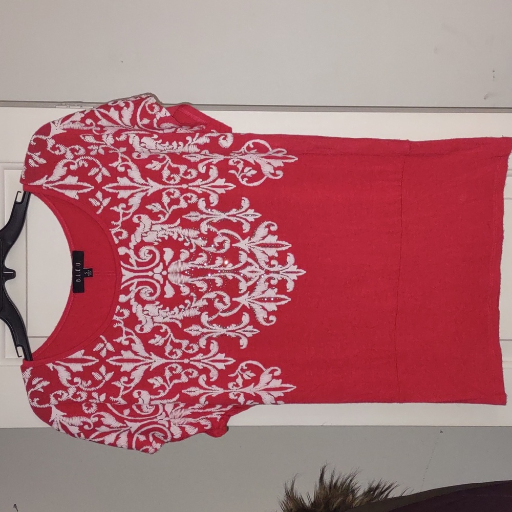 Small B.L.E.U top